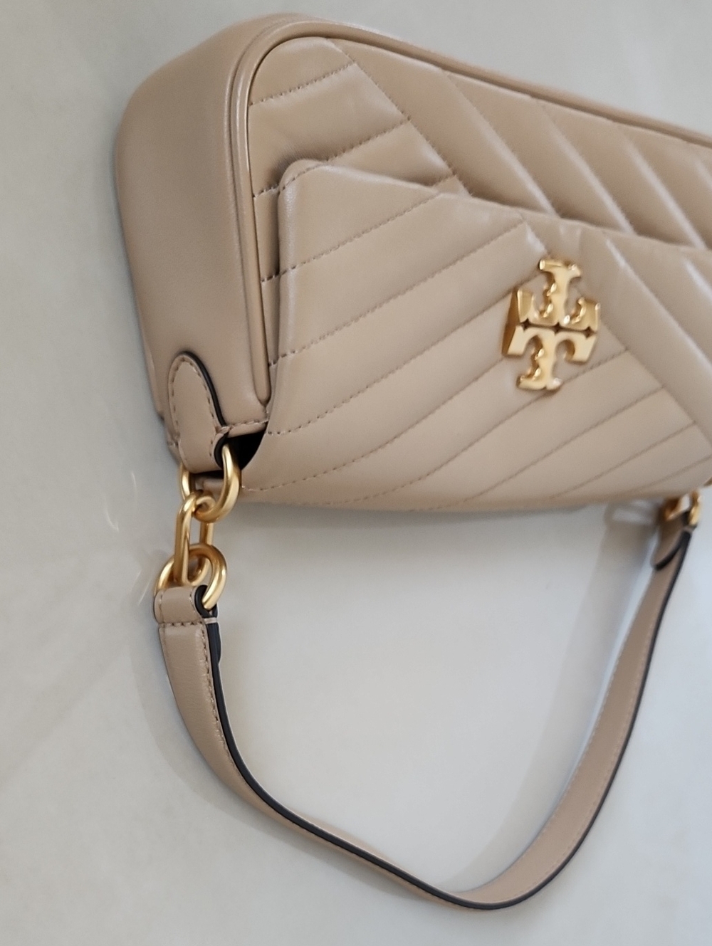 Tory Burch Beige Quilted Shoulder/Crossbody Bag - Picture 9 of 16